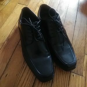 Mens dress shoes